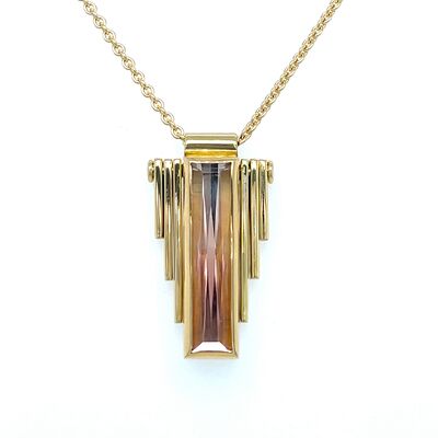 Kette mit Anhänger: Gold 750/-, Turmalin: 5500,- Euro; Design u. Ausführung: A. Ponta
