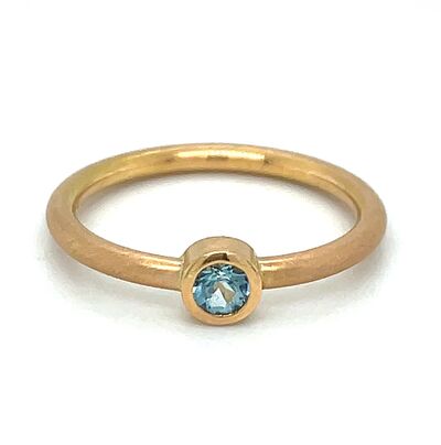 Roségold 750/-, Aquamarin: 670 €